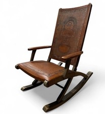 Cadeira de balanço vintage Peru motivo asteca couro e madeira em relevo comprar usado Cadeira de balanço vintage Peru motivo asteca couro e madeira em relevo comprar usado  Enviando para Brazil