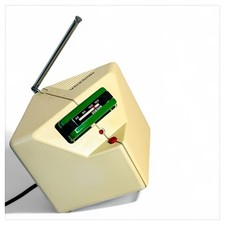 Autoradio con alimentatore usato  Milano