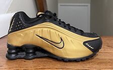 Nike Shox R4 metálico dourado preto 104265-702 2020 masculino 4.5 novo sem caixa, usado comprar usado  Enviando para Brazil
