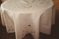 Große runde tischdecke gebraucht kaufen Große runde tischdecke gebraucht kaufen  Schneeberg