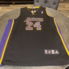 Los angeles lakers d'occasion  Expédié en Belgium