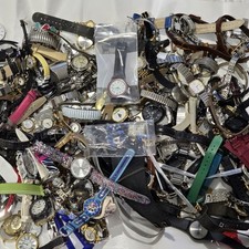 Lote misto de relógios masculinos e femininos modernos 7,94 kg vintage para peças, reparos ou serviços , usado comprar usado  Enviando para Brazil