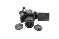 Câmera Nikon D5200 DSLR 24.1MP com 18-55mm, contagem do obturador 888 V.G. RECONDICIONADO comprar usado Câmera Nikon D5200 DSLR 24.1MP com 18-55mm, contagem do obturador 888 V.G. RECONDICIONADO comprar usado  Enviando para Brazil