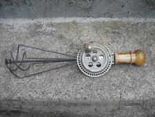 Ancien batteur fouet d'occasion  Neuville-aux-Bois