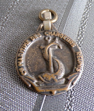 Insigne militaire porte d'occasion  Olivet