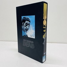 Image The Walking Dead HC Deluxe Quadrinhos Volume 3 comprar usado Image The Walking Dead HC Deluxe Quadrinhos Volume 3 comprar usado  Enviando para Brazil