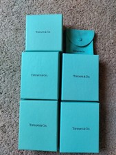 LOTE DE CINCO (5) CAJAS DE REGALO DE JOYAS VACÍAS y una (1) bolsa TIFFANY & CO. segunda mano  Embacar hacia Mexico