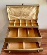 Linda caixa de joias vintage Buxton 3 camadas dourada com bandeja de gaveta comprar usado Linda caixa de joias vintage Buxton 3 camadas dourada com bandeja de gaveta comprar usado  Enviando para Brazil