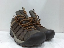 Usado Muy Bueno - Keen Men Voyageur, Negro Oliva/Dorado Inca, 9.5 segunda mano  Embacar hacia Mexico