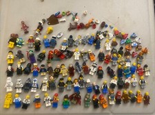 Usado, ENORME Lote de Minifiguras Lego + Peças 100ish menos de 1,50$cada comprar usado  Enviando para Brazil