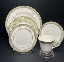 Royal Doulton Isabella Forma Original 5 Peças Configuração de Lugar EXCELENTE comprar usado  Enviando para Brazil