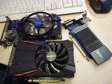 Tarjeta gráficas lote de 3 varios GT730,GV-N Y otro sin probar España, usado comprar usado  Enviando para Brazil
