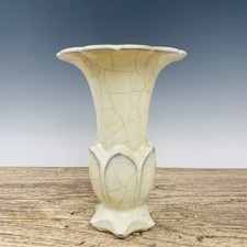 Usado, Vaso de rachadura de gelo branco 9,1" porcelana antiga canção dinastia forno guan marca museu comprar usado  Enviando para Brazil