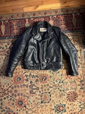 Giacca pelle schott usato Giacca pelle schott usato  Spedire a Italy