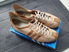 Adidas italia 7.5 for sale  LEEDS