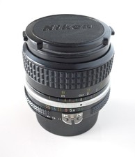 Nikon nikkor 28mm usato  Rivoli