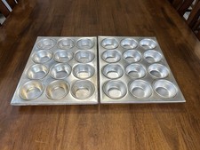 Set two winco for sale  Fresno