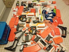 Nerf huge bundle for sale  STANFORD-LE-HOPE