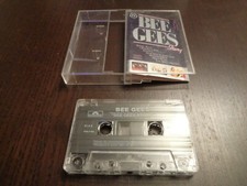 Musicassetta bee gees usato  Firenze