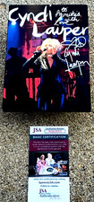 DVD JSA ASSINADO POR CYNDI LAUPER CERTIFICADO DE AUTENTICIDADE para Memphis com amor comprar usado  Enviando para Brazil