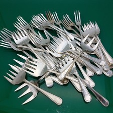 Bulk lot zigzag for sale  LEICESTER