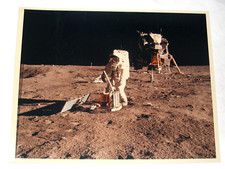 Apollo 11 Buzz Aldrin EVA "A Kodak Paper" 8"x10" fotografia NASA AS11-40-5947 comprar usado  Enviando para Brazil