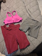 Roupas de academia comprar usado  Enviando para Brazil