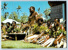 Cartão postal da ilha de Fiji apresentação do dente de baleia (Tabua) cerimônia 1979 comprar usado  Enviando para Brazil
