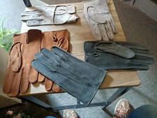 Set paia guanti usato  Italia