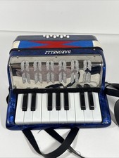 Acordeão infantil Baronelli 17 teclas 8 baixo azul comprar usado Acordeão infantil Baronelli 17 teclas 8 baixo azul comprar usado  Enviando para Brazil