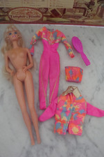 Vetement poupée barbie d'occasion  La Roche-Posay