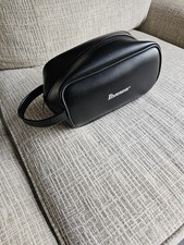 Usado, Bolsa de mão Ibanez para armazenamento de material de guitarra couro preta 9"x4"x4" - Muito boa comprar usado  Enviando para Brazil