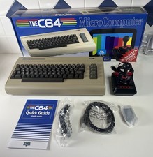 Używany, Retro Games Commodore The C64 Maxi Pełnowymiarowa retro konsola komputerowa na sprzedaż Używany, Retro Games Commodore The C64 Maxi Pełnowymiarowa retro konsola komputerowa na sprzedaż  Wysyłka do Poland