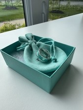 Anel e caixa banda de amor larga coração prata 925 esmalte azul Tiffany & Co. tamanho 7 comprar usado  Enviando para Brazil