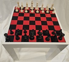 Mesa de xadrez vintage com conjunto completo de xadrez. Pernas removíveis mede 16" × 16". comprar usado  Enviando para Brazil