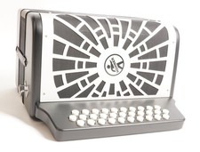 Acordeão Hohner Compadre FBbEb Musica Tipica Series com bolsa Gig (preto) comprar usado  Enviando para Brazil