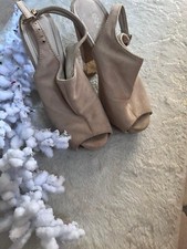 Scarpe beige con usato  Visciano