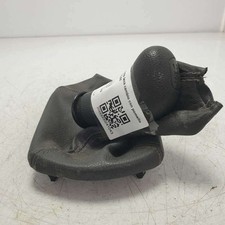 Cuffia rivestimento leva usato Cuffia rivestimento leva usato  Mineo