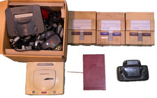 LOTE ENORME DE TRABALHO! 3 SNES, N64+7 JOYPADS, SEGA SATURN, GAME GEAR, NINTENDO FAMICOM, usado comprar usado  Enviando para Brazil