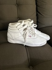 Używany, Rozmiar 7.5 - Reebok Freestyle Biały - FF125 na sprzedaż Używany, Rozmiar 7.5 - Reebok Freestyle Biały - FF125 na sprzedaż  Wysyłka do Poland