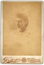 Cartão de armário por volta de 1890 Gessinger linda senhora com colar Filadélfia comprar usado  Enviando para Brazil