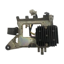 Honda CB 250 N CB250 Ez 81 Regulator Regulator napięcia Prostownik Uchwyt na sprzedaż  PL