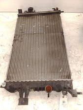 13128801 radiatore opel usato  Italia