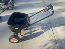 Scotts fertilizer spreader for sale  Kansas City
