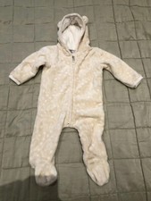 6 months suit winter 9 for sale 6 months suit winter 9 for sale ILFORD