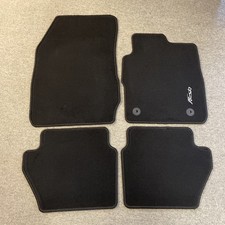 Usado, Tapetes de assoalho dianteiros e traseiros genuínos novos Ford Fiesta Mk7 2012-2019 comprar usado Usado, Tapetes de assoalho dianteiros e traseiros genuínos novos Ford Fiesta Mk7 2012-2019 comprar usado  Enviando para Brazil