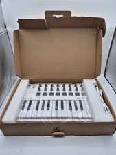 Arturai MiniLab MKII controlador MIDI universal 25 chaves branco novo caixa aberta comprar usado  Enviando para Brazil
