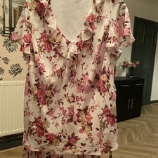 Pretty 2piece skirt for sale  CORBY