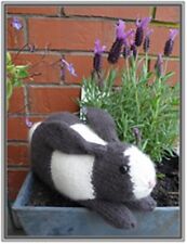 T025 knitting pattern for sale  CROOK