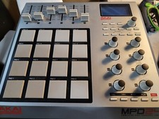 Akai Professional MPD24 Display USB sem controlador sem adaptador DC sem USB comprar usado  Enviando para Brazil